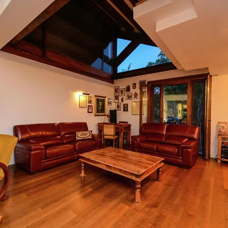 Luxurious Holiday In Cropani Marina With Swimming Pool